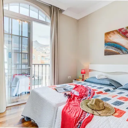 Luxury White With Sea View, Heated Pool Costa Adeje (Tenerife)