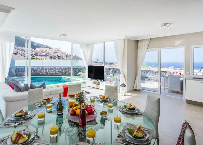 Willa Luxury White With Sea View, Heated Pool *