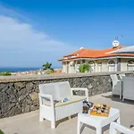 Luxury White With Sea View, Heated Pool Вілла