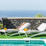 Luxury White With Sea View, Heated Pool Вілла