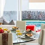 Luxury White With Sea View, Heated Pool ヴィラ *