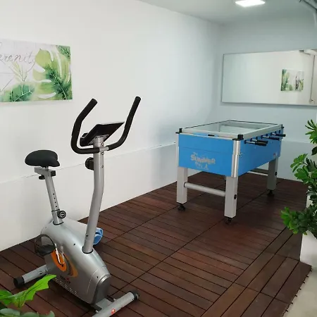 Luxury White With Sea View, Heated Pool וילה אדחה