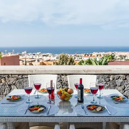 Luxury White With Sea View, Heated Pool Costa Adeje (Tenerife)