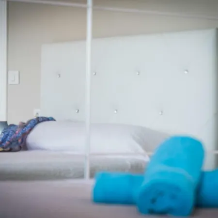Luxury White With Sea View, Heated Pool אדחה