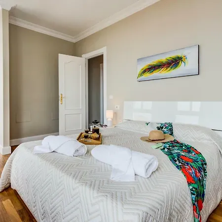 Luxury White With Sea View, Heated Pool Villa Costa Adeje (Tenerife)