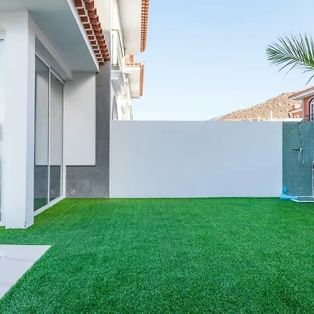 Villa Luxury White With Sea View, Heated Pool