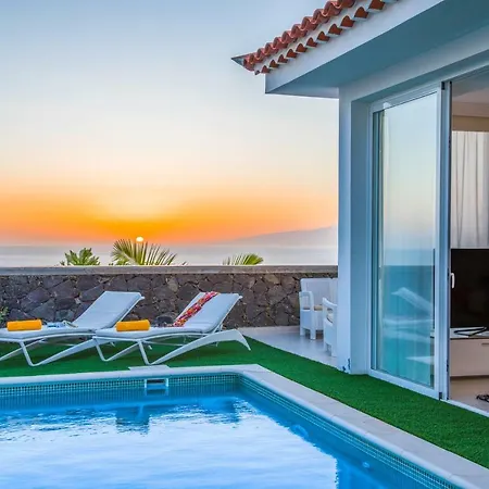 Luxury White With Sea View, Heated Pool Villa Costa Adeje (Tenerife)