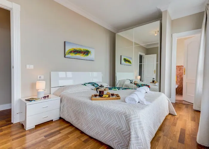 Вилла Luxury White With Sea View, Heated Pool Адехе