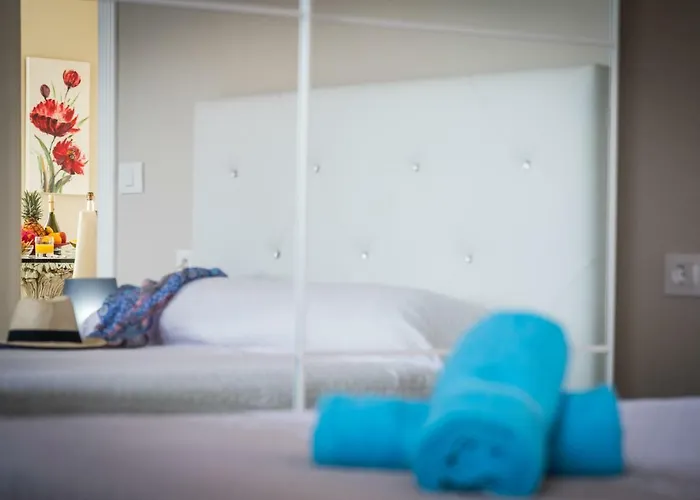 Luxury White With Sea View, Heated Pool Адехе